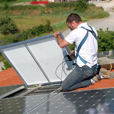 Panneaux solaires, énergie renouvelable, Aveyron