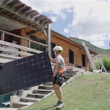 Millau, Aveyron : installation panneaux solaires