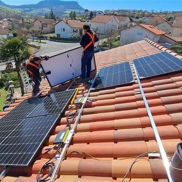 Millau, Aveyron : installation et entretien panneaux photovoltaïques